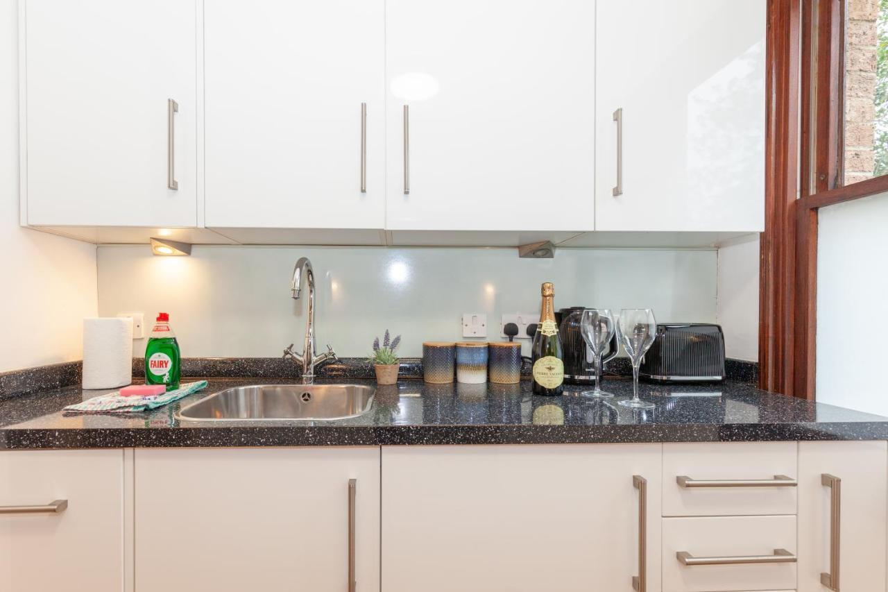 Vibrant & Bright City Centre Apartment! Oxford Luaran gambar