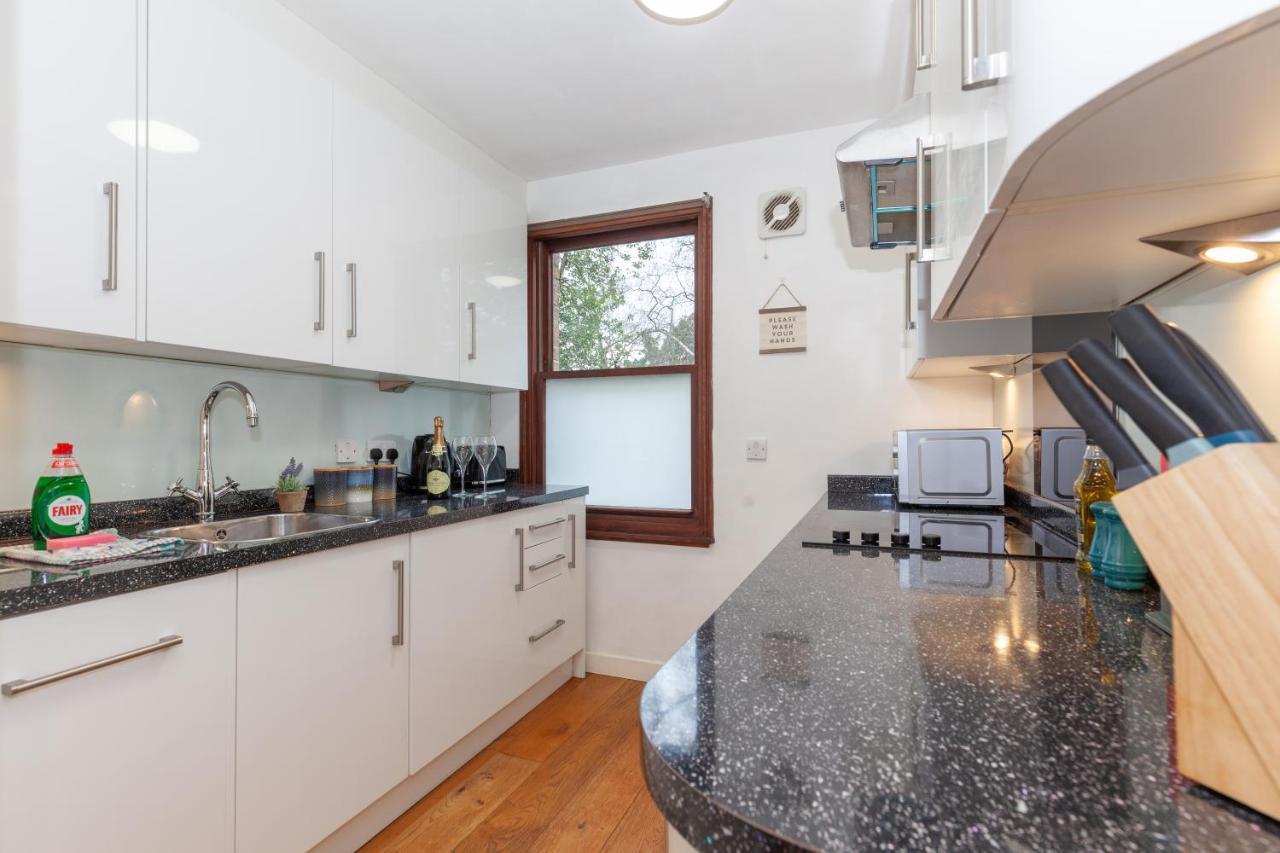 Vibrant & Bright City Centre Apartment! Oxford Luaran gambar