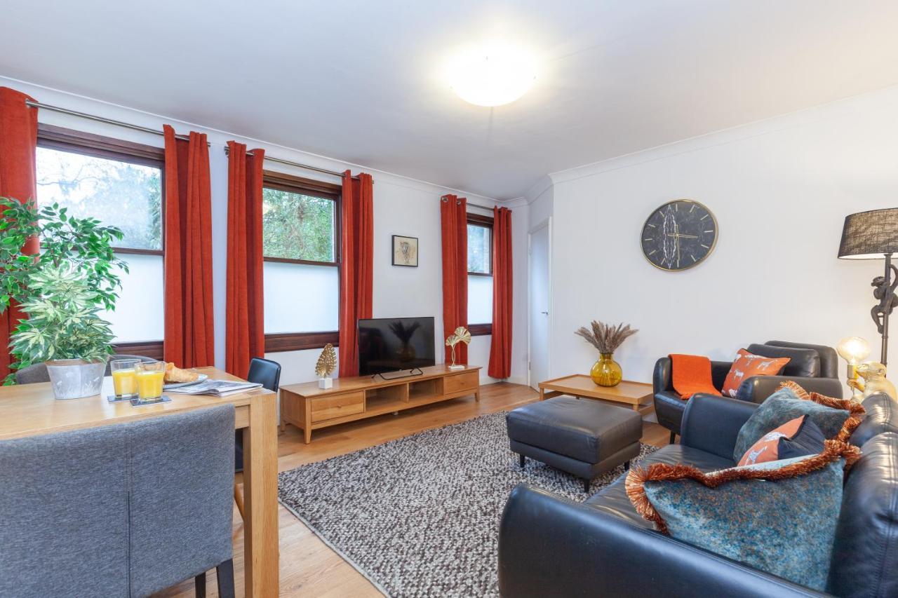 Vibrant & Bright City Centre Apartment! Oxford Luaran gambar