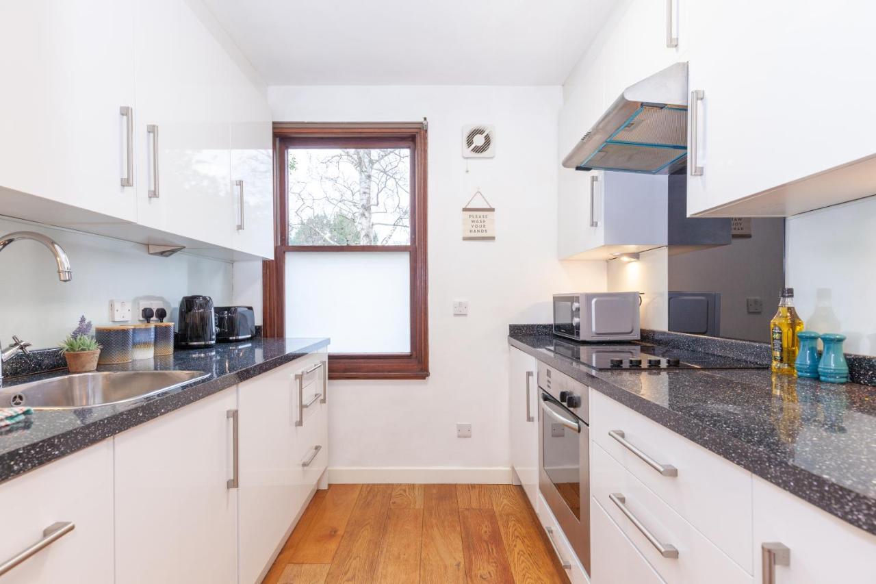 Vibrant & Bright City Centre Apartment! Oxford Luaran gambar