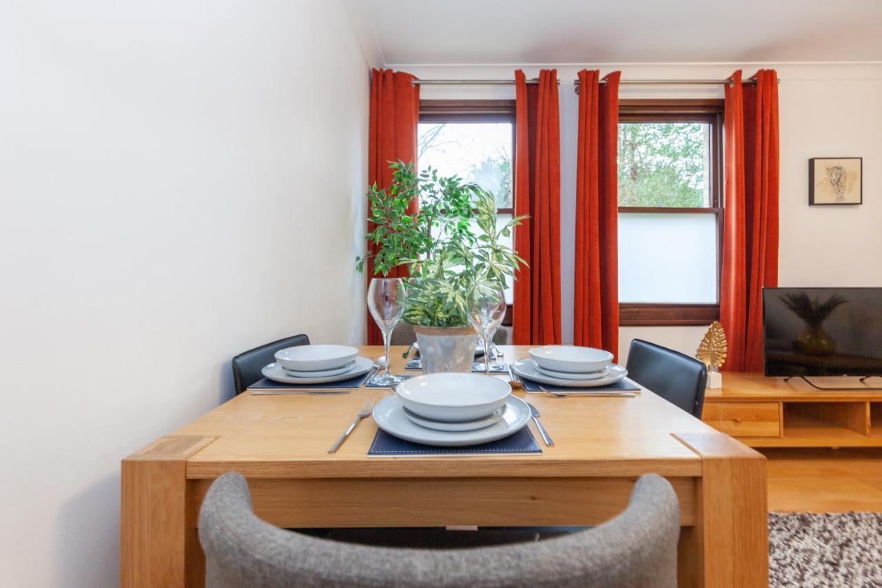 Vibrant & Bright City Centre Apartment! Oxford Luaran gambar